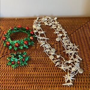 Holiday decor bundle